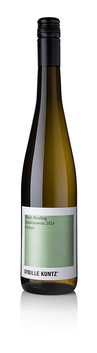 QUALITÄTSWEIN TROCKEN